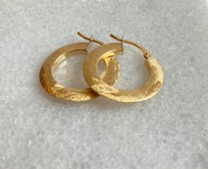 עגילי טקסטורה