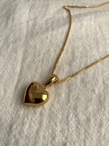 שרשרת לורי לב