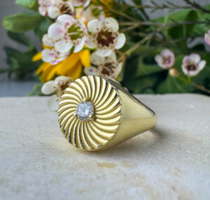 טבעת זהב חותם גל