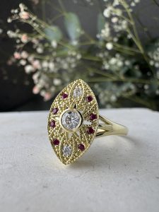 טבעת זהב יערה מרקיזה